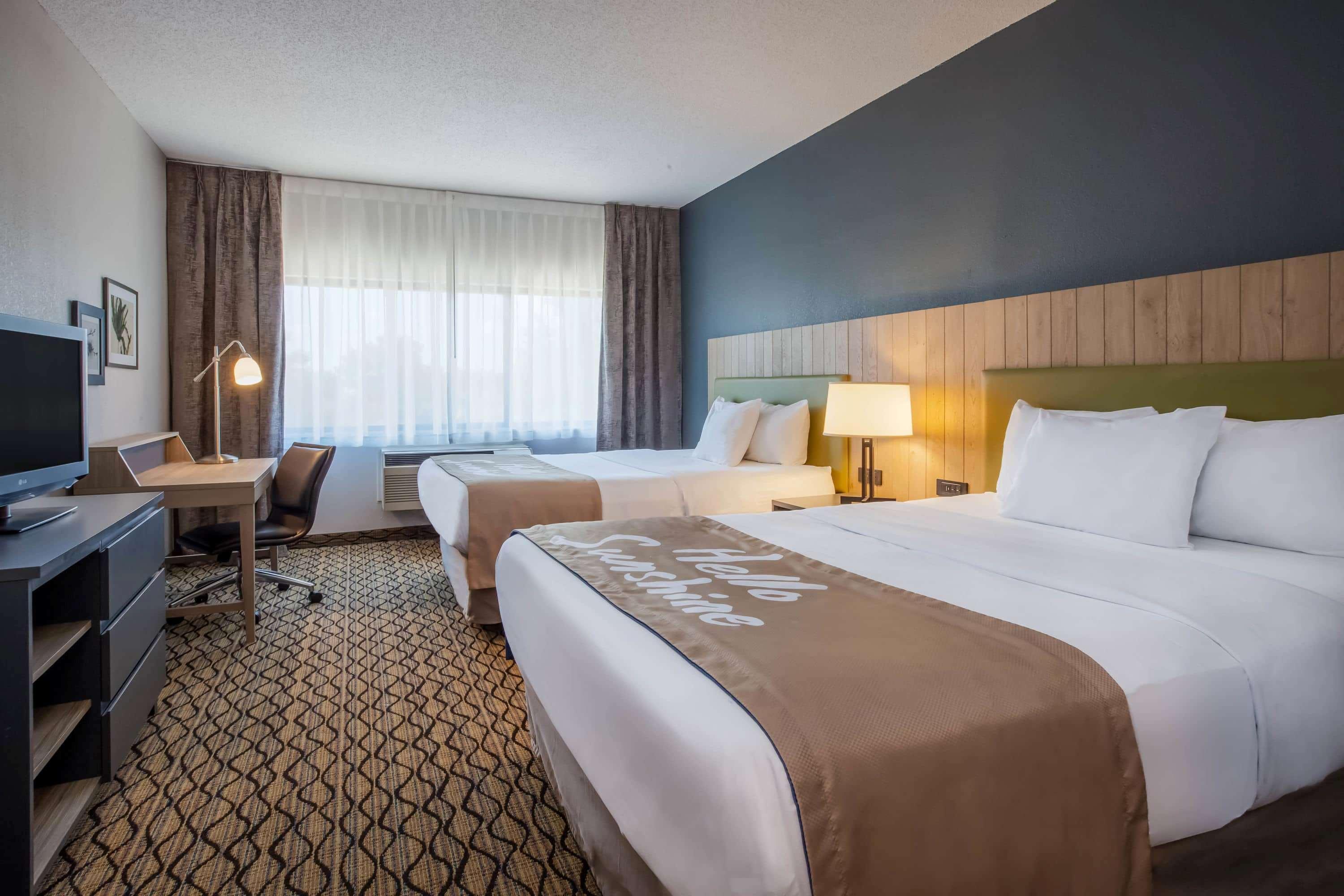 Days Inn & Suites By Wyndham Rochester Hills Mi Ngoại thất bức ảnh