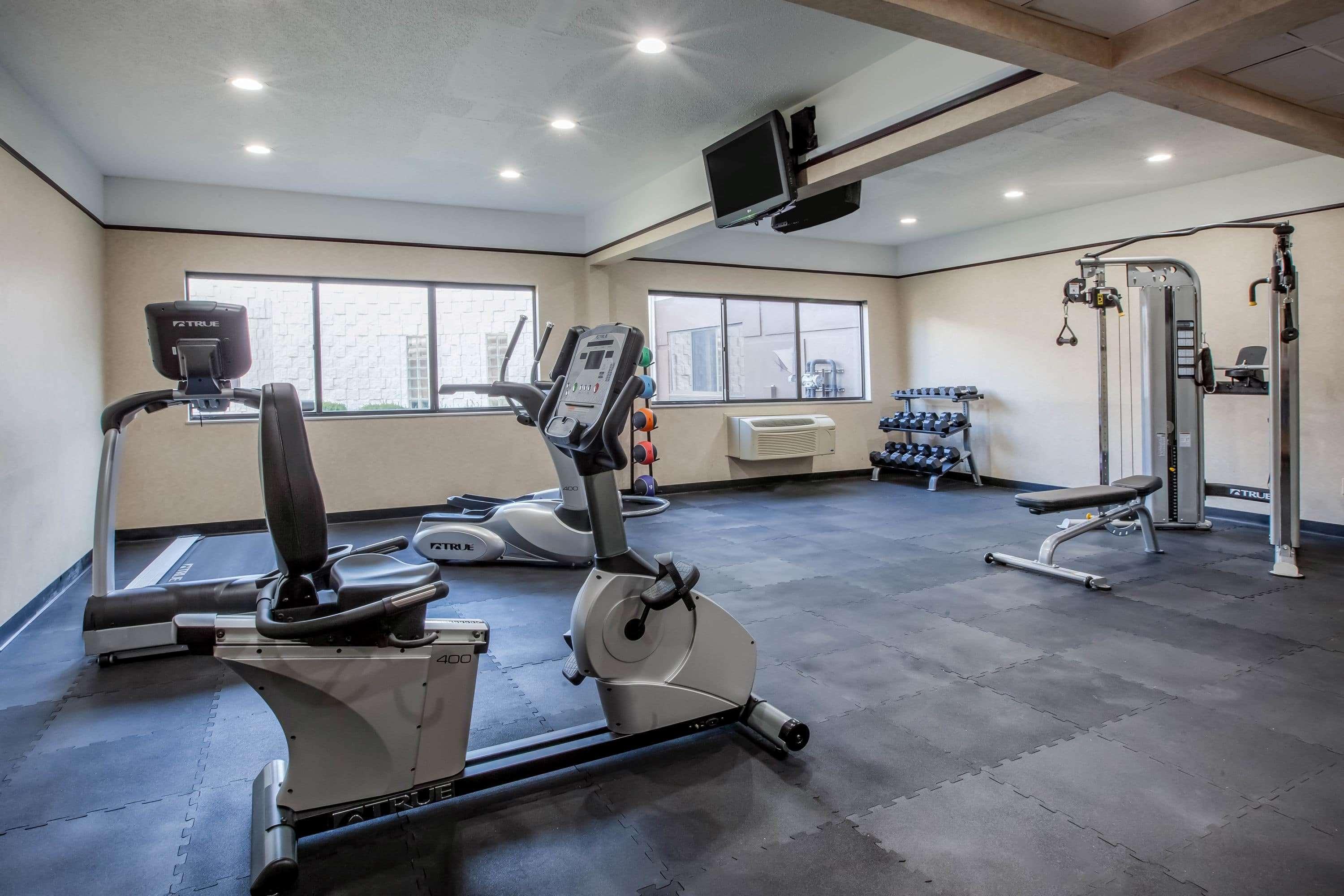 Days Inn & Suites By Wyndham Rochester Hills Mi Ngoại thất bức ảnh