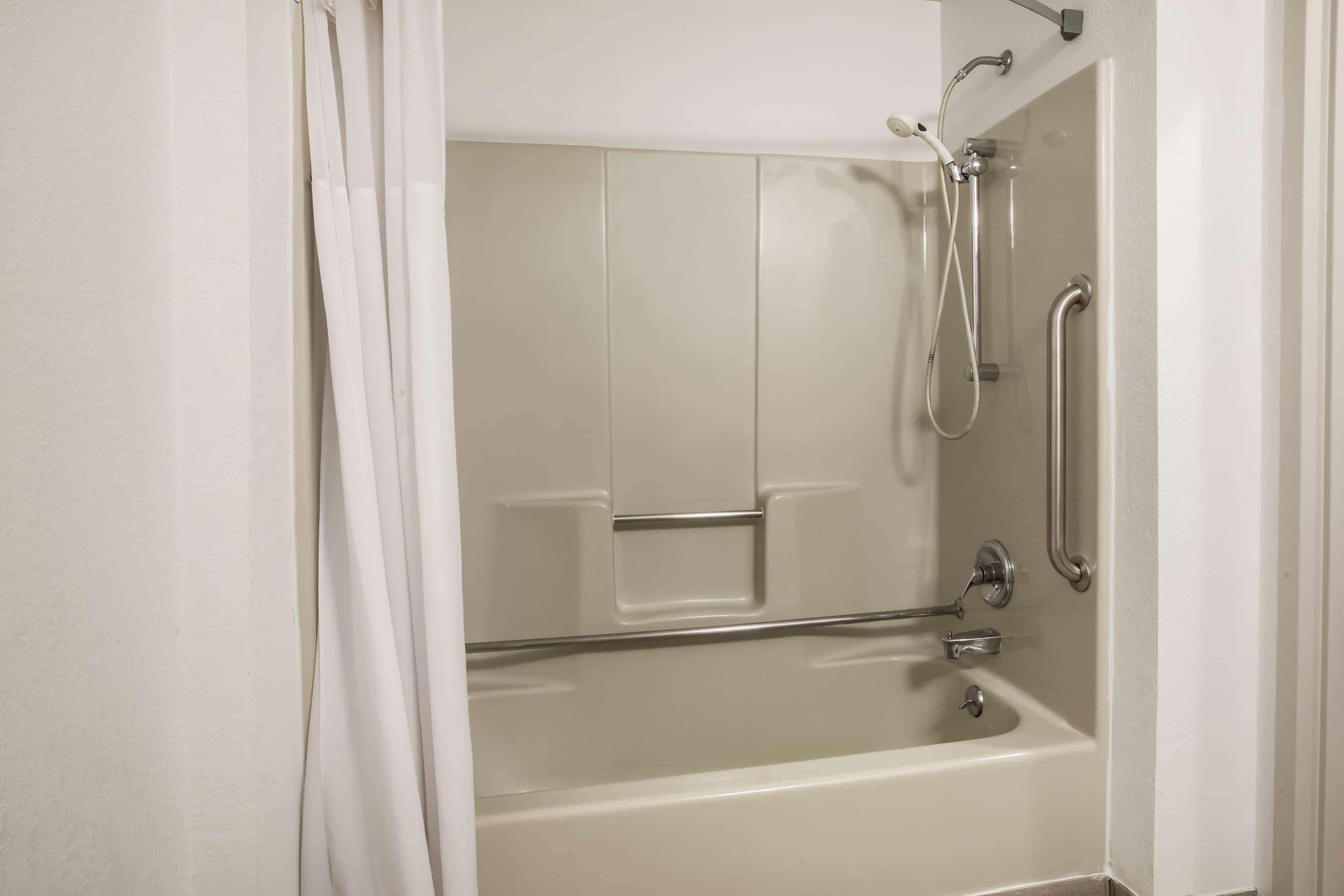 Days Inn & Suites By Wyndham Rochester Hills Mi Ngoại thất bức ảnh