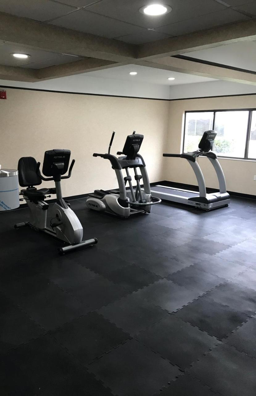 Days Inn & Suites By Wyndham Rochester Hills Mi Ngoại thất bức ảnh