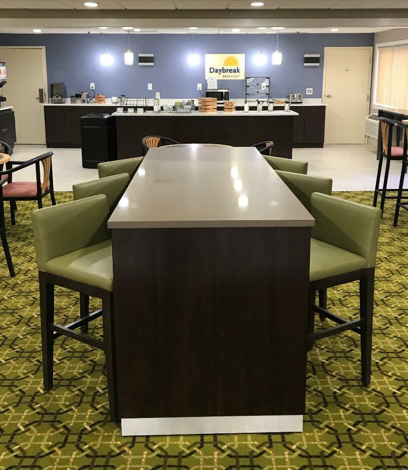 Days Inn & Suites By Wyndham Rochester Hills Mi Ngoại thất bức ảnh